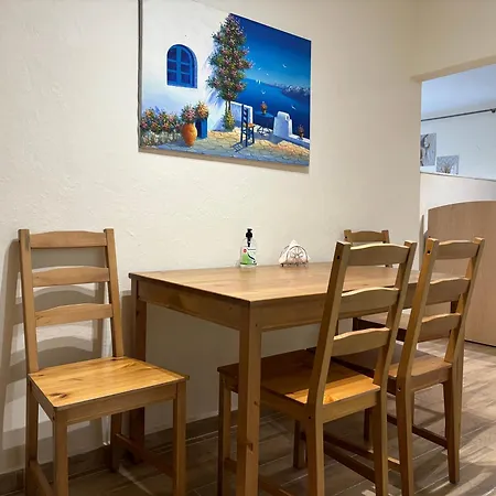 Olivia - Melina's Near The Sea Apartment *